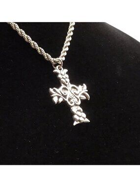 Sterling Silver Cross Pendant 10.3g 1.75”